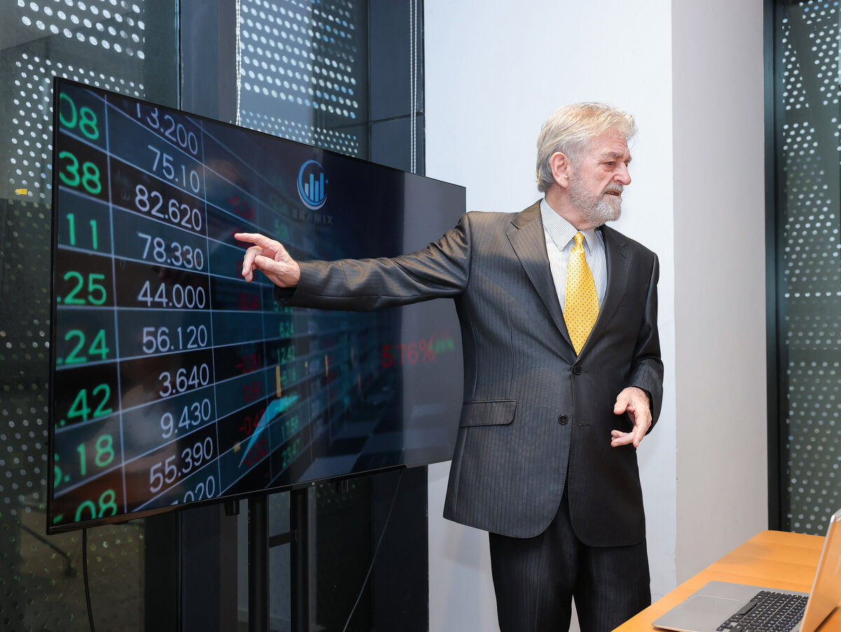 Roland Haverford portrait